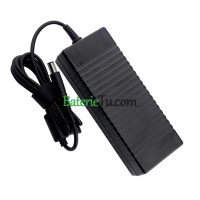 Sieťový adaptér s nabíjačkou 19 V 135 W, 5,0 x 7,4 mm, 7.1 A